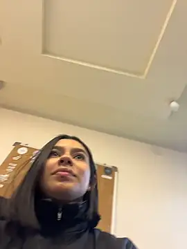 AlyssaRay online show from 02-21-26, 01:01