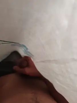 Snapshot of Ruberga20 chatting on 10-13-25, 01:33 Ruberga20 online show from 10-13-25, 01:33