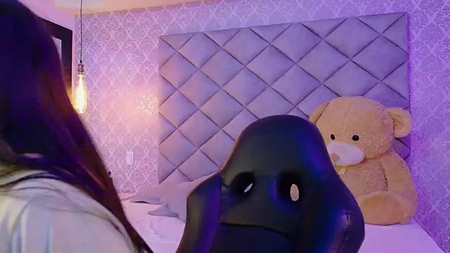 CARO ADAMS1 online show from 11-24-25, 11:54