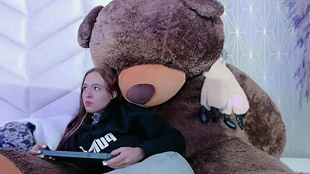 CARO ADAMS1 online show from 01-16-26, 11:36