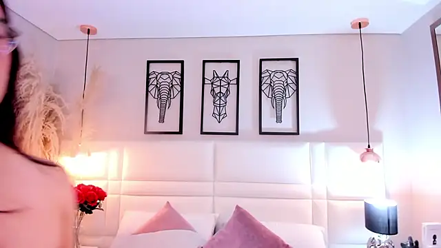 Ari lynn  online show from 10-16-25, 03:29