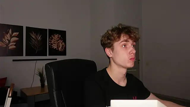 Nathan Rusu online show from 11-23-25, 09:36