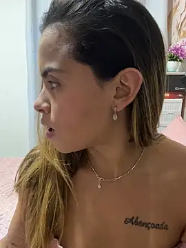 safadinhaquenteW online show from 07-21-26, 12:40