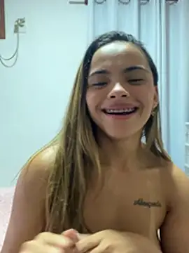 safadinhaquenteW online show from 07-26-26, 04:03
