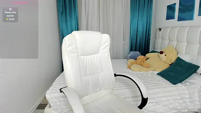 Angelie  Eyes online show from 11-26-25, 12:39