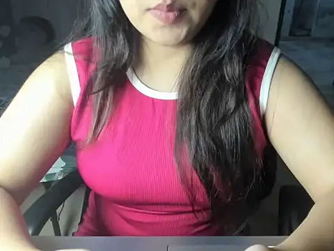 Divya68 online show from 12-17-25, 05:19