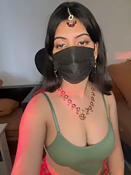 Snapshot of hey_wifey chatting on 11-07-25, 08:36 hey wifey online show from 11-07-25, 08:36