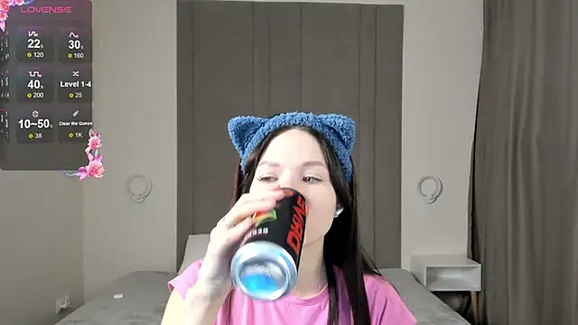 ChillGato online show from 11-17-25, 01:33