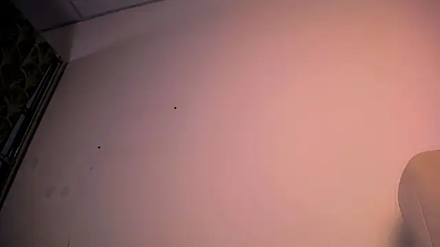 EllyColins online show from 04-19-26, 03:06