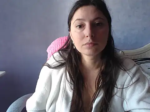 LuckyLisa23 online show from 04-06-26, 11:11