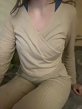 KittieCreme online show from 03-18-26, 10:07