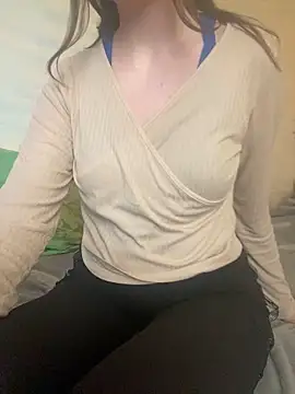 KittieCreme online show from 04-11-26, 11:58