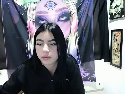 AlanaCollins- online show from 10-16-25, 11:33