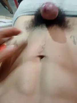 Snapshot of dxrequejo chatting on 10-25-25, 04:13 dxrequejo online show from 10-25-25, 04:13