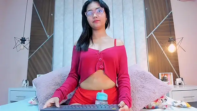 Snapshot of Mariana-Torres chatting on 11-08-25, 12:27 Mariana-Torres online show from 11-08-25, 12:27