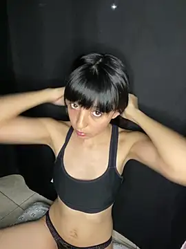 Pilarq9 online show from 04-24-26, 03:31