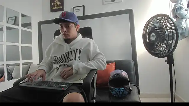 Sky Wild online show from 11-02-25, 08:33