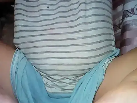 Snapshot of kissableapple36 chatting on 11-17-25, 12:05 kissableapple36 online show from 11-17-25, 12:05