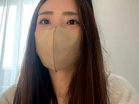 Saya love online show from 11-30-25, 10:47