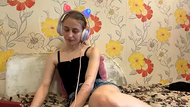 AmeliLia online show from 04-03-26, 11:30