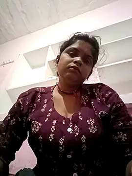 Snapshot of Manya_cute chatting on 10-15-25, 11:16 Manya cute online show from 10-15-25, 11:16