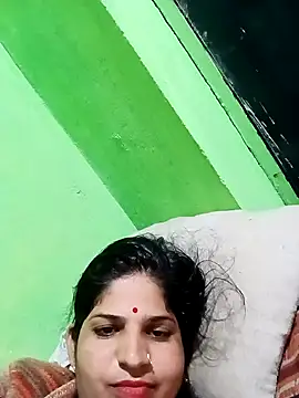 Karishma cute online show from 11-17-25, 12:38