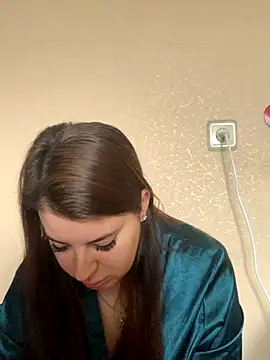 MiraCastellon online show from 11-10-25, 11:20