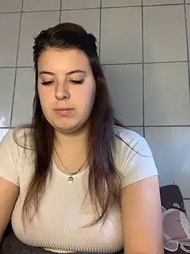 MiraCastellon online show from 11-26-25, 12:06