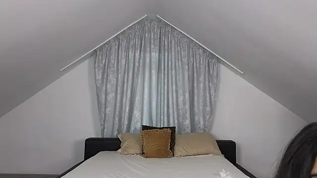 TenderSin online show from 10-24-25, 05:04