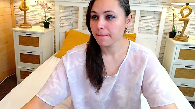 Soft Lilly online show from 11-25-25, 06:13