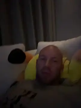 Missleil online show from 10-14-25, 08:20