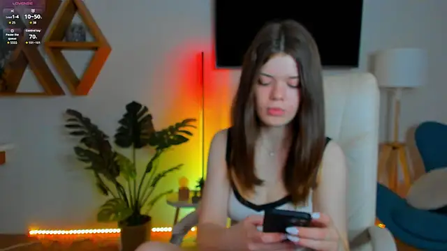 Hot  Tiny online show from 03-04-26, 07:31