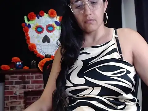 Lucyy Naugthy online show from 11-10-25, 12:37