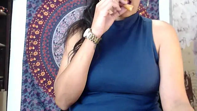 Lucyy Naugthy online show from 02-21-26, 01:45