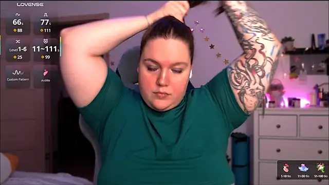 Snapshot of SummerTina chatting on 03-20-25, 08:29 SummerTina online show from 03-20-25, 08:29