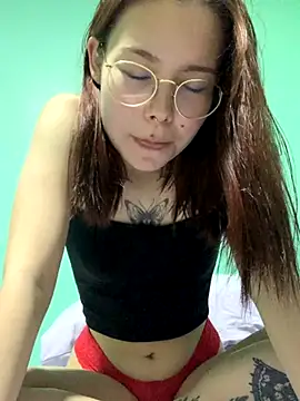 KittyK at online show from 10-22-25, 08:52