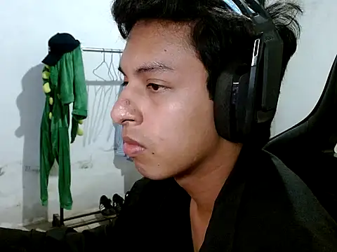 Collucci online show from 12-21-25, 02:51