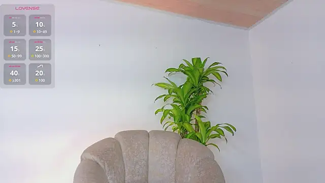 Snapshot of Axel_Cody_ chatting on 05-25-26, 01:28 Axel Cody online show from 05-25-26, 01:28