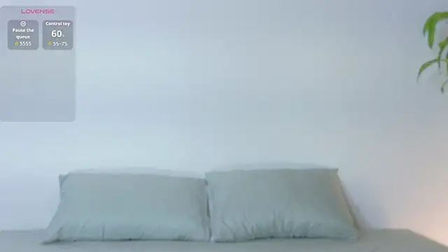 Snapshot of Axel_Cody_ chatting on 05-28-26, 01:19 Axel Cody online show from 05-28-26, 01:19
