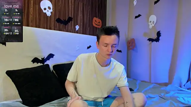 Snapshot of Logan_mett chatting on 11-03-25, 05:47 Logan mett online show from 11-03-25, 05:47