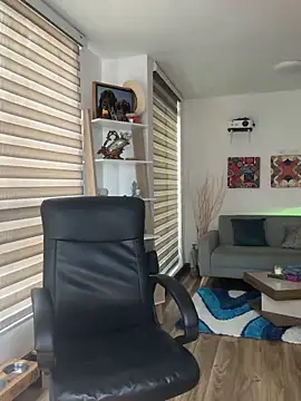 shanabellucy online show from 03-06-26, 05:09