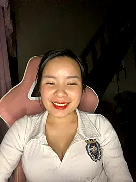 Listen-ly online show from 11-16-25, 04:34