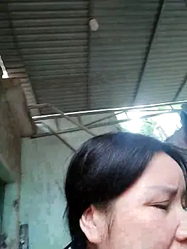 Listen-ly online show from 12-04-25, 06:23