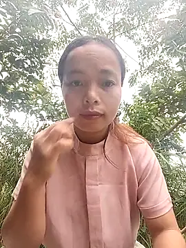 Nguyet2k4 online show from 11-07-25, 12:43