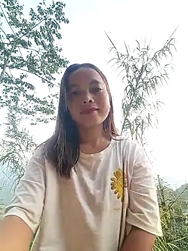 Nguyet2k4 online show from 04-10-26, 11:09