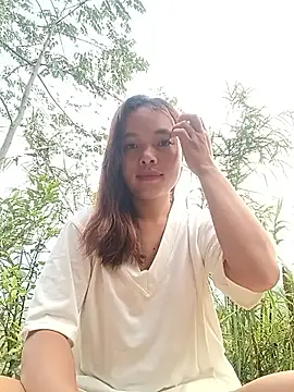 Snapshot of Nguyet2k4 chatting on 04-22-26, 11:06 Nguyet2k4 online show from 04-22-26, 11:06