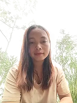 Snapshot of Nguyet2k4 chatting on 05-11-26, 05:13 Nguyet2k4 online show from 05-11-26, 05:13