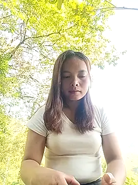 Snapshot of Nguyet2k4 chatting on 05-14-26, 12:39 Nguyet2k4 online show from 05-14-26, 12:39