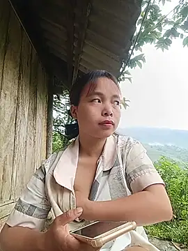 Nguyet2k4 online show from 07-11-26, 12:13