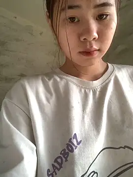 Yanmei 19 online show from 10-21-25, 02:01